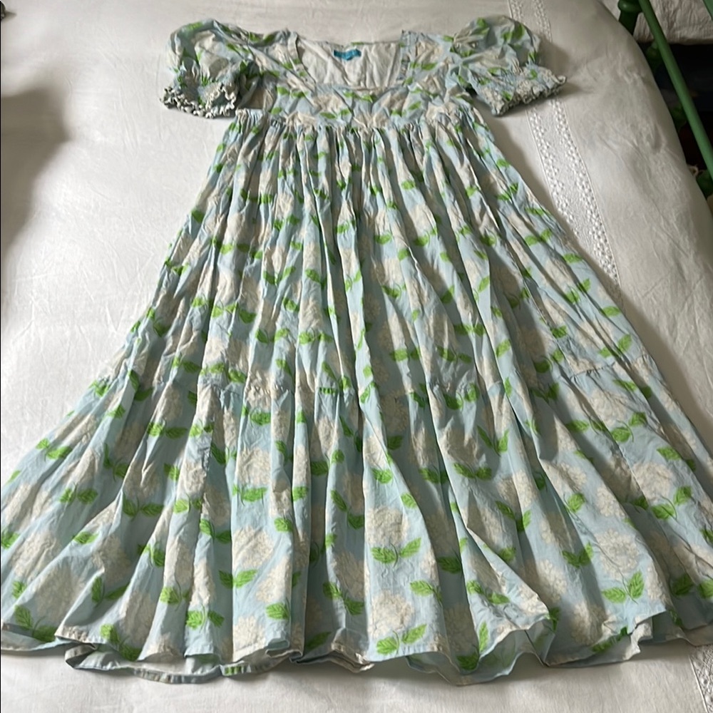 Darlington Isla White Hydrangea Print Cotton Maxi Dress, Size Medium